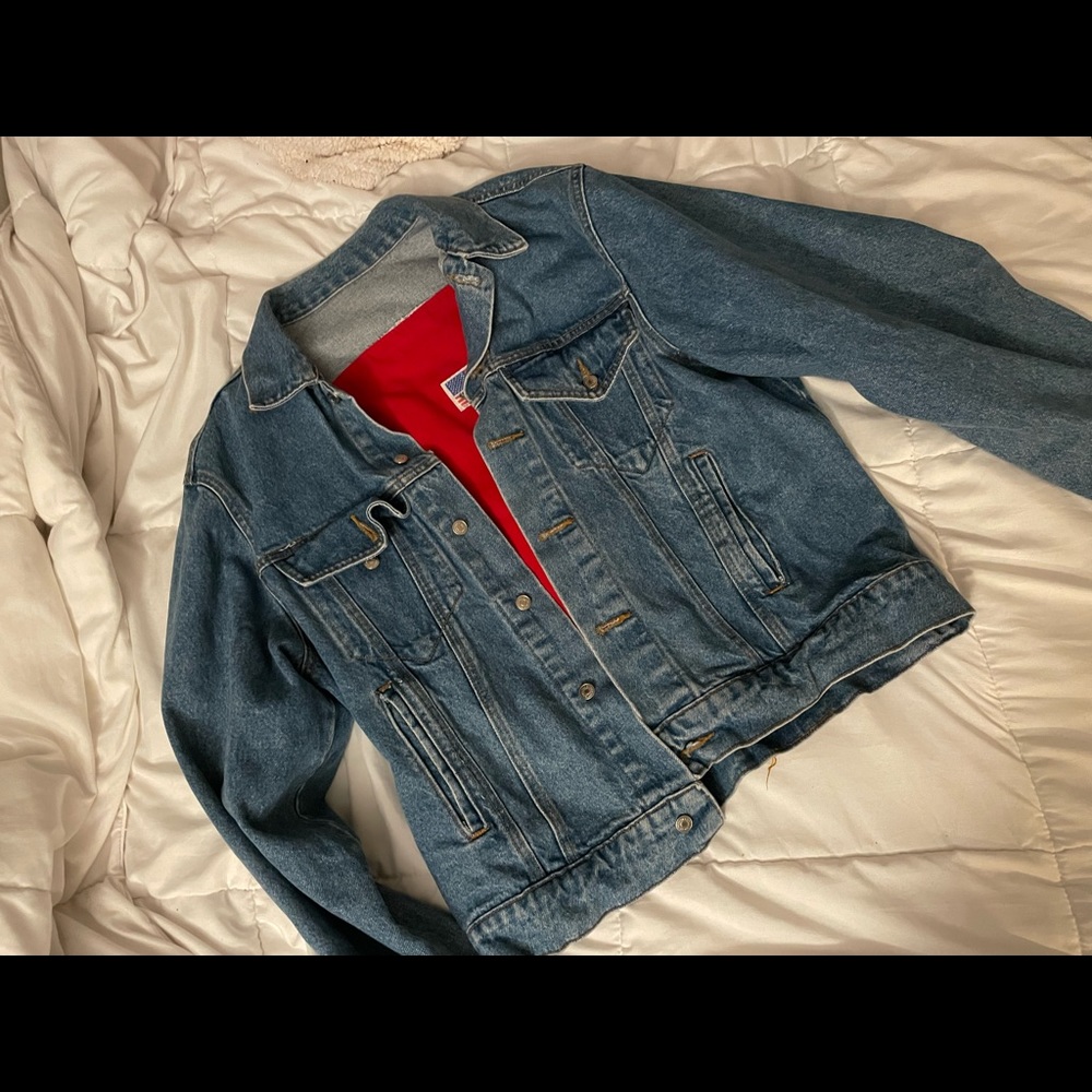 Vintage and rare jean jacket MUST GO